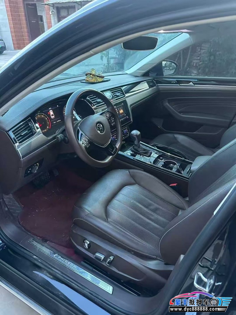 22年大众辉昂轿车抵押车出售