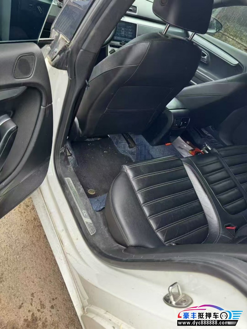 16年大众CC轿车抵押车出售