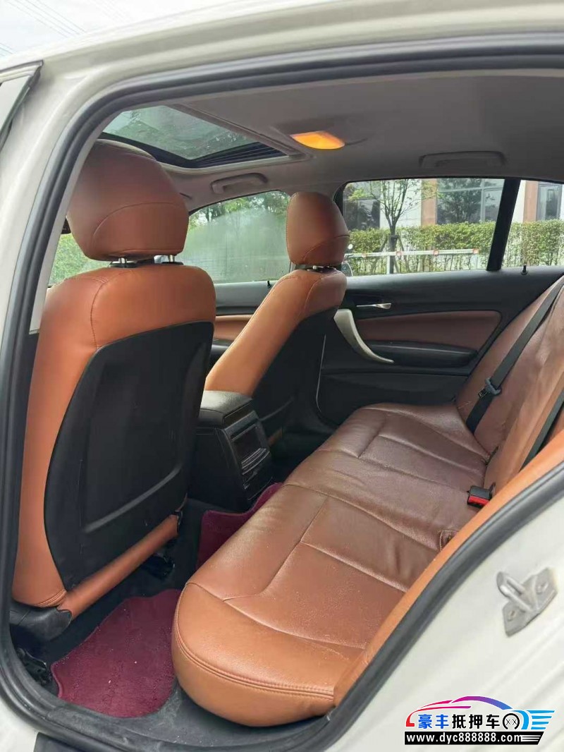 15年宝马1系轿车抵押车出售