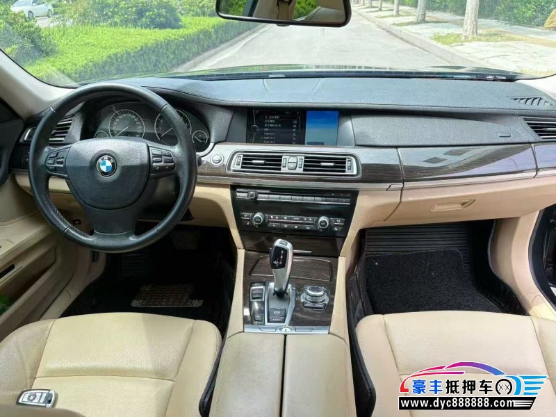 12年宝马7系轿车抵押车出售