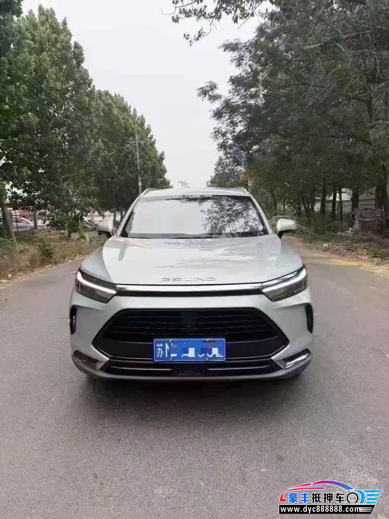 20年北京x7轿车抵押车出售