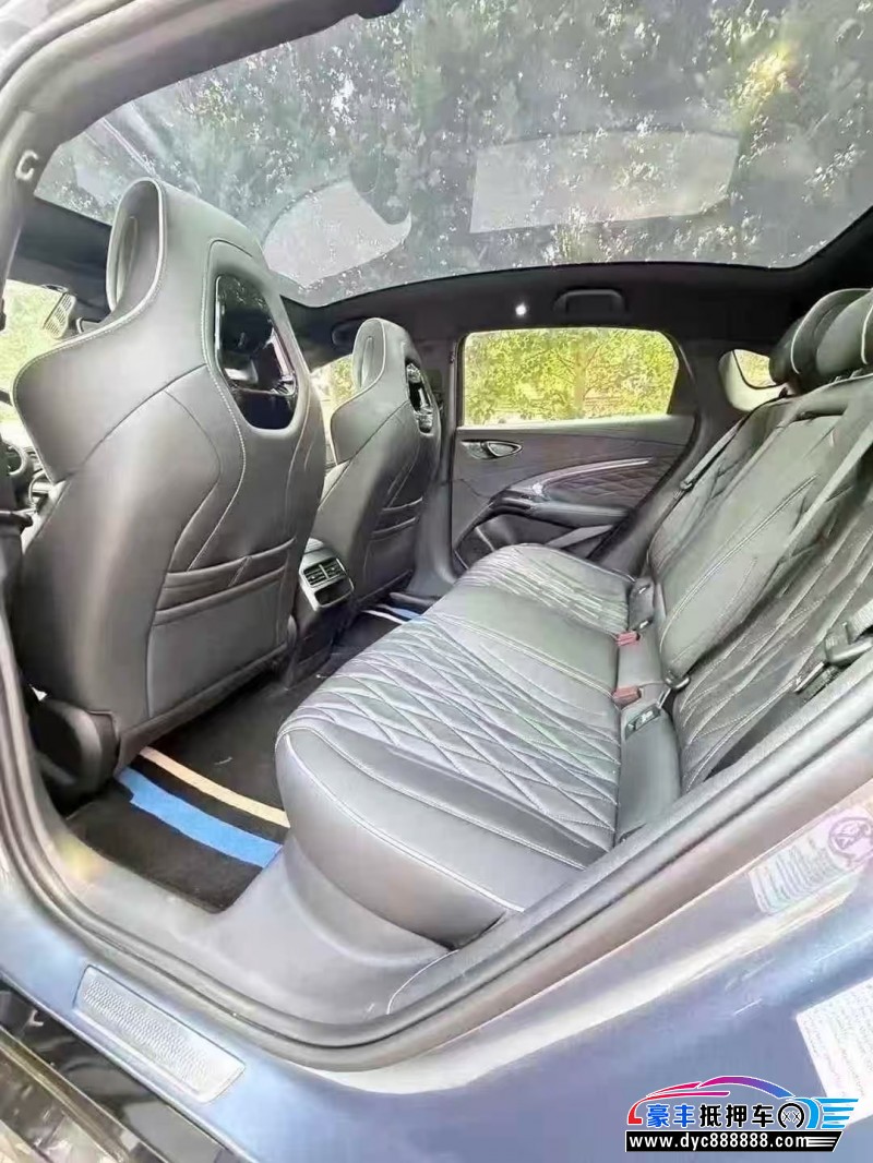 23年比亚迪海豹轿车抵押车出售