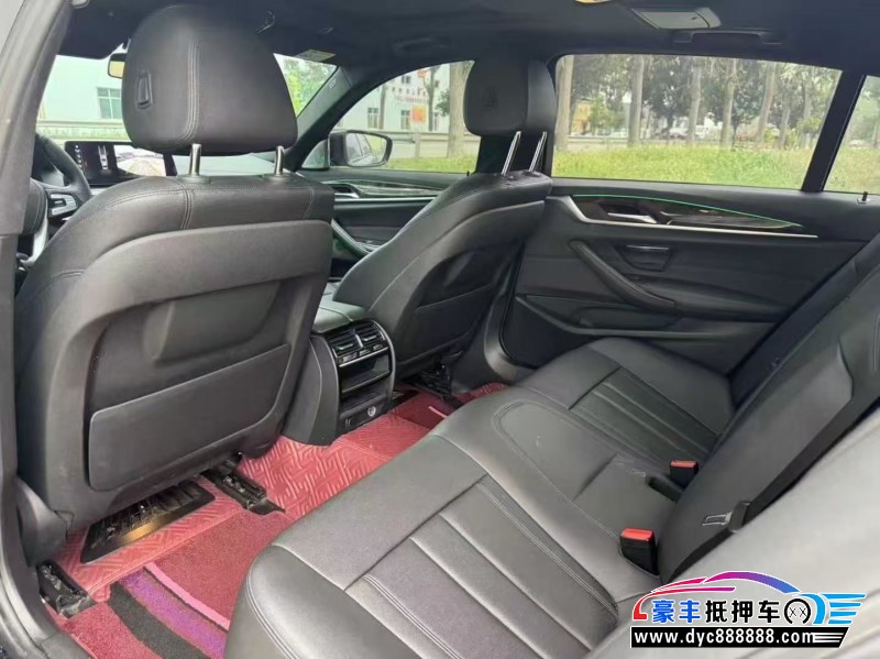 18年宝马5系轿车抵押车出售