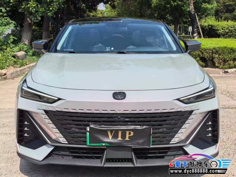 23年长安长安UNI轿车抵押车出售