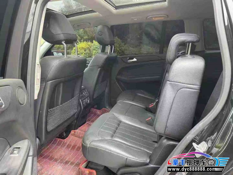 17年奔驰GLS轿车抵押车出售