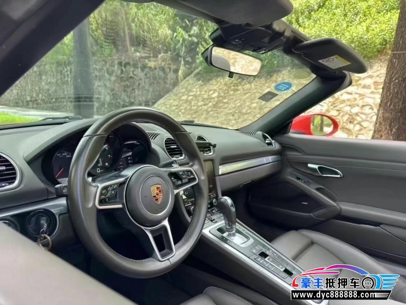 18年保时捷Boxster轿车抵押车出售