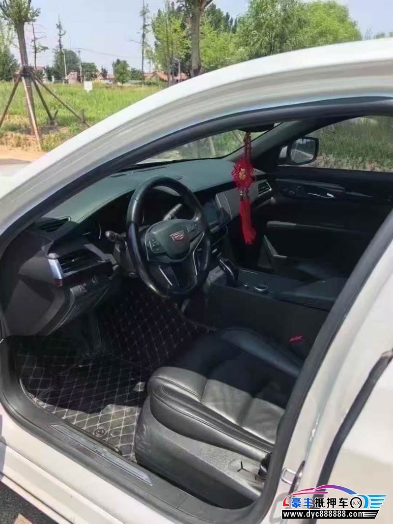 21年凯迪拉克CT6轿车抵押车出售