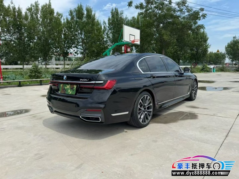 22年宝马7系轿车抵押车出售