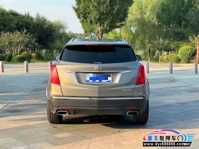 17年凯迪拉克XT4轿车抵押车出售
