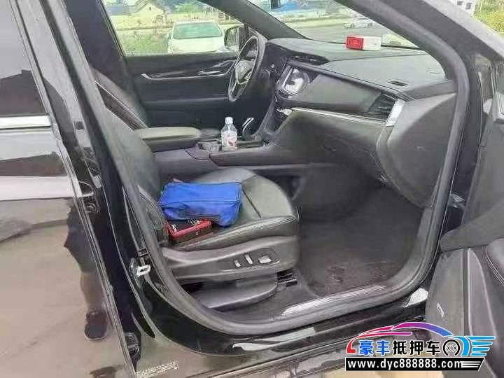 20年凯迪拉克XT5轿车抵押车出售