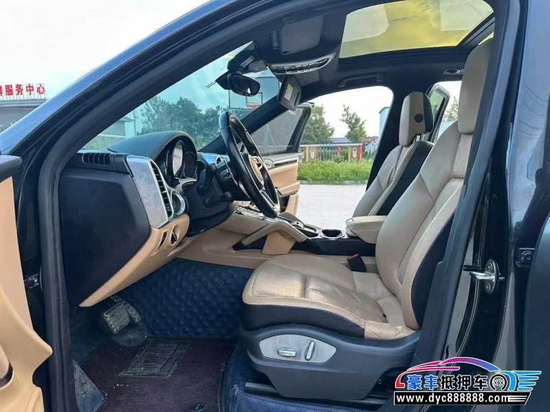 16年保时捷卡宴轿车抵押车出售