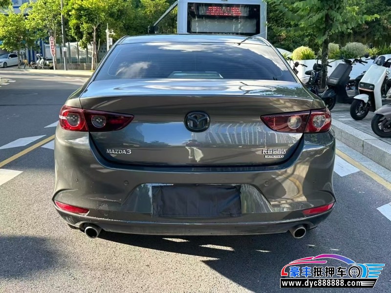 24年马自达昂克赛拉轿车抵押车出售