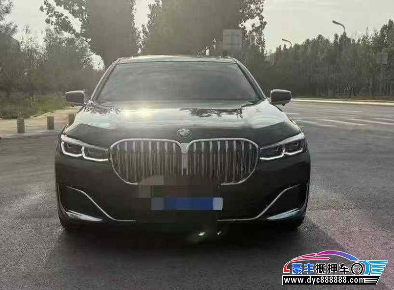 22年宝马7系轿车抵押车出售