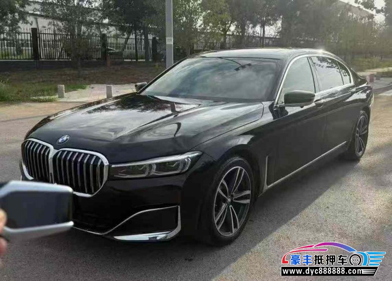 22年宝马7系轿车抵押车出售