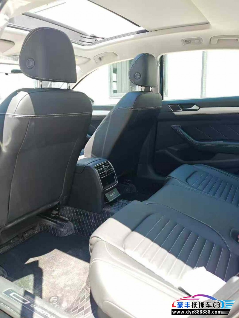 24年大众迈腾轿车抵押车出售