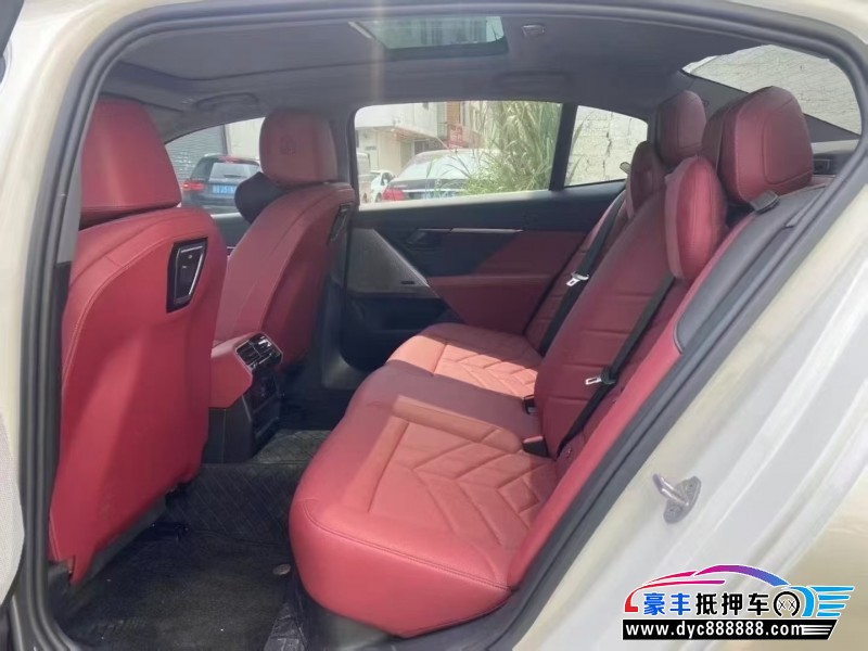 24年宝马5系轿车抵押车出售