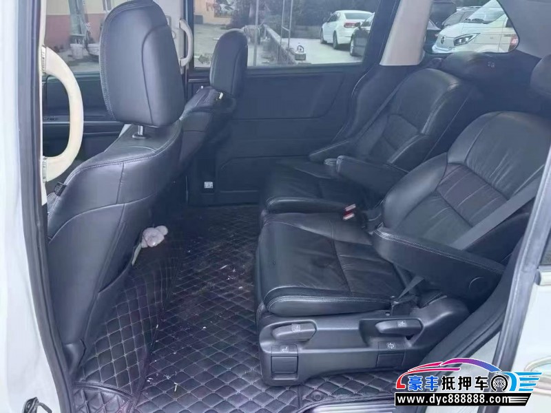 15年本田奥德赛轿车抵押车出售