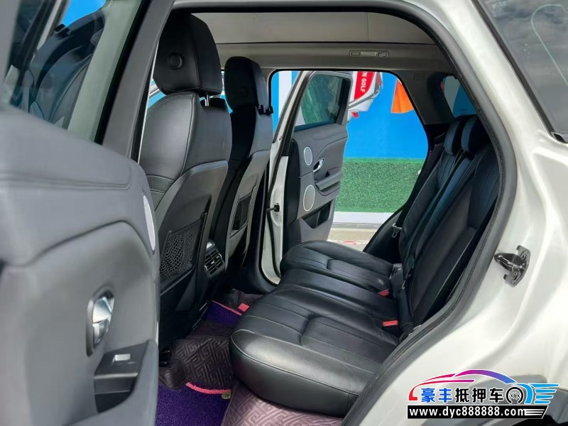 18年路虎揽胜极光轿车抵押车出售