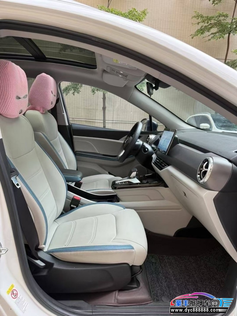 23年比亚迪元轿车抵押车出售