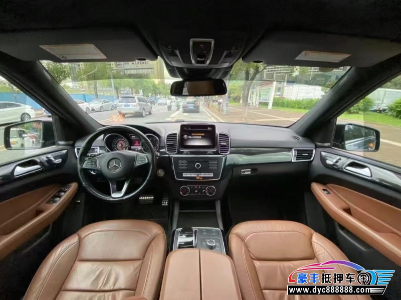 17年奔驰GLE轿车抵押车出售