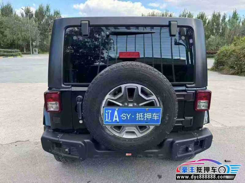 17年Jeep牧马人轿车抵押车出售