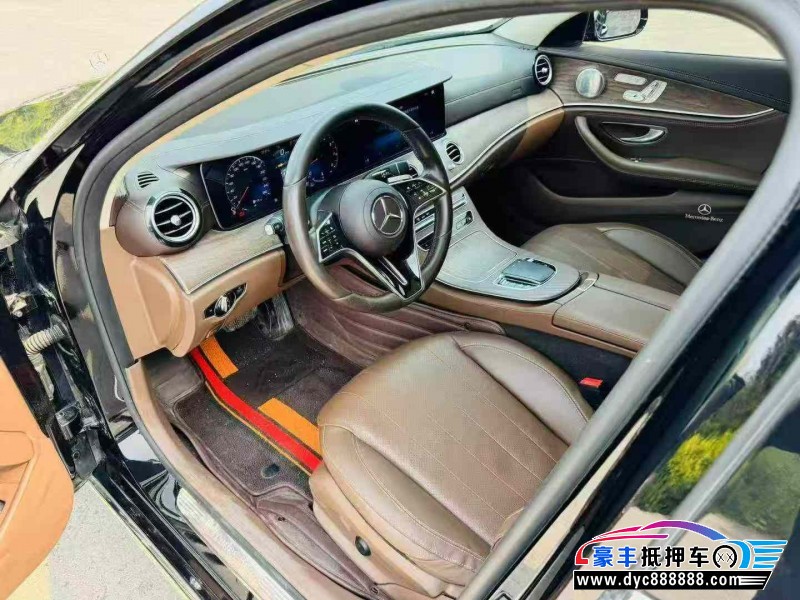 20年奔驰E轿车抵押车出售