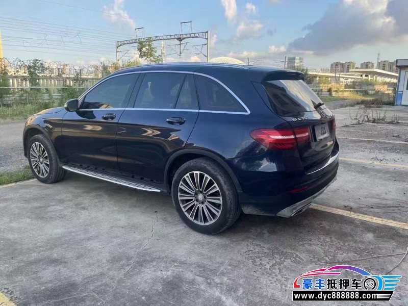 16年奔驰GLCSUV抵押车出售