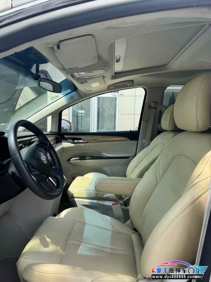 18年别克GL8MPV抵押车出售