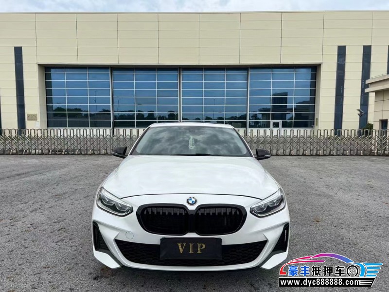 23年宝马1系轿车抵押车出售