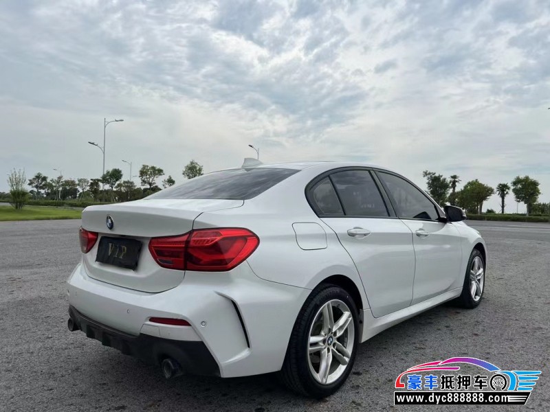 23年宝马1系轿车抵押车出售