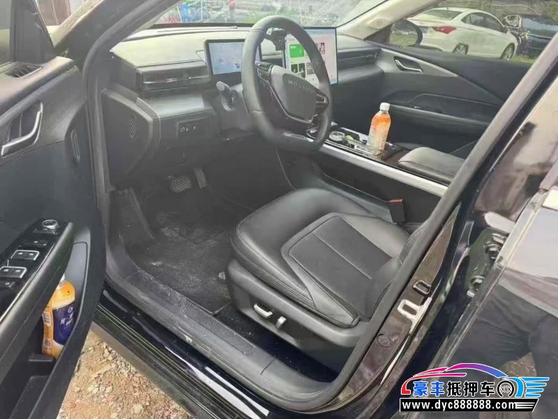 24年五菱星光轿车抵押车出售