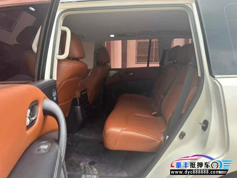 17年日产途乐轿车抵押车出售