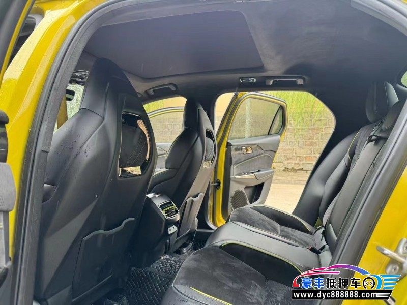 21年领克03轿车抵押车出售