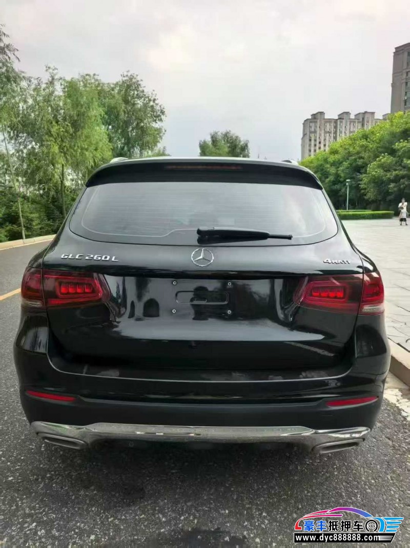 20年奔驰GLC轿车抵押车出售