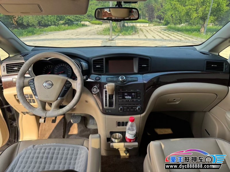 15年日产贵士轿车抵押车出售