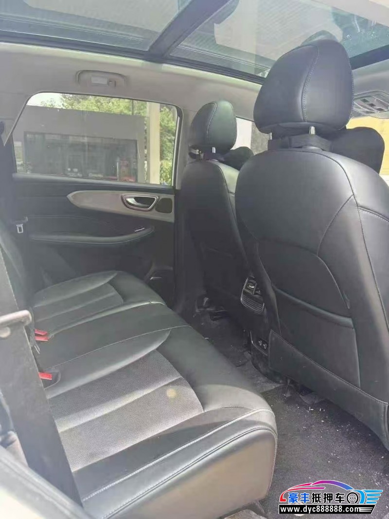 20年荣威RX5轿车抵押车出售