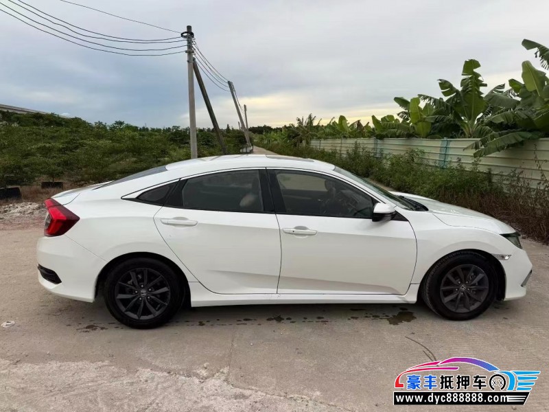 19年本田思域轿车抵押车出售