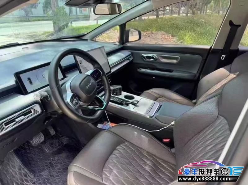 23年埃安Y70轿车抵押车出售