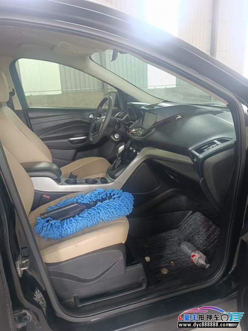 14年福特翼虎轿车抵押车出售