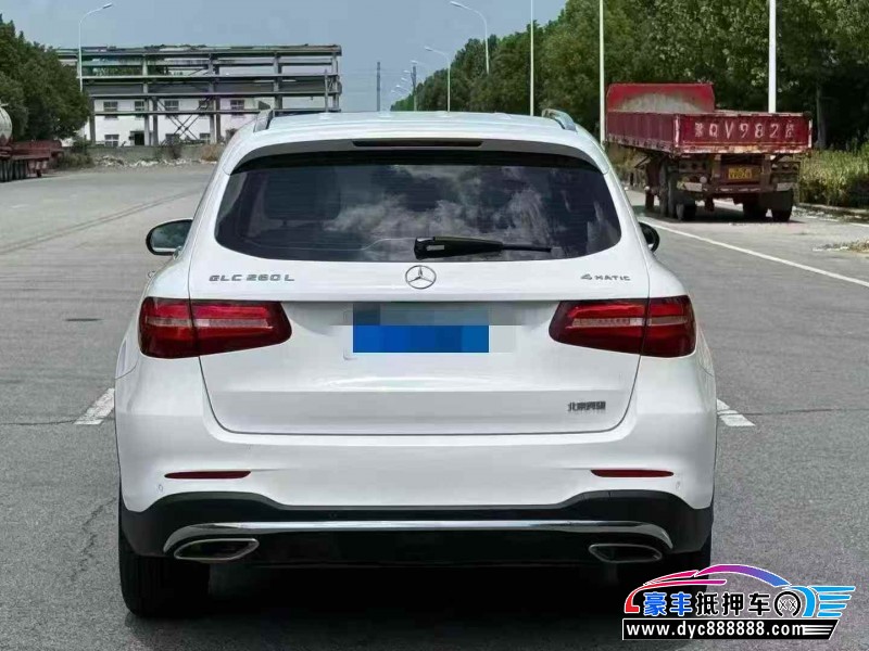 19年奔驰GLC轿车抵押车出售