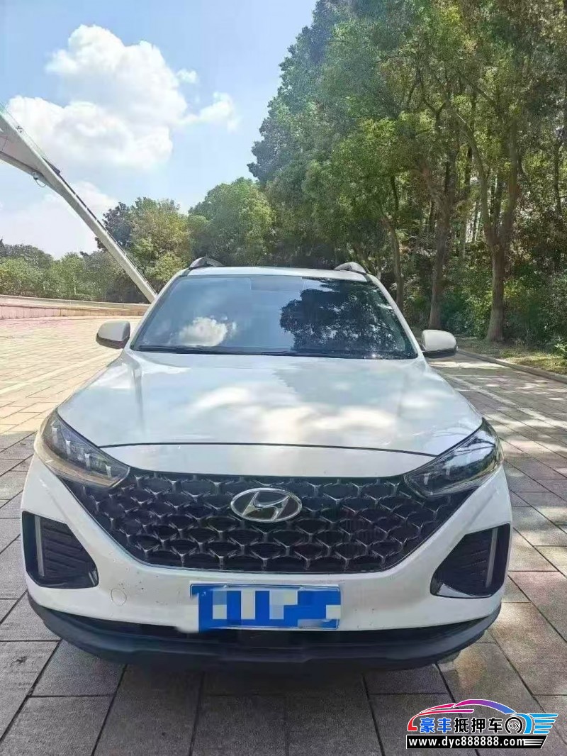 22年现代ix35轿车抵押车出售