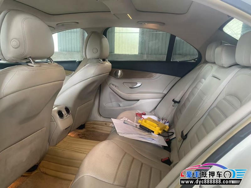 15年奔驰C轿车抵押车出售