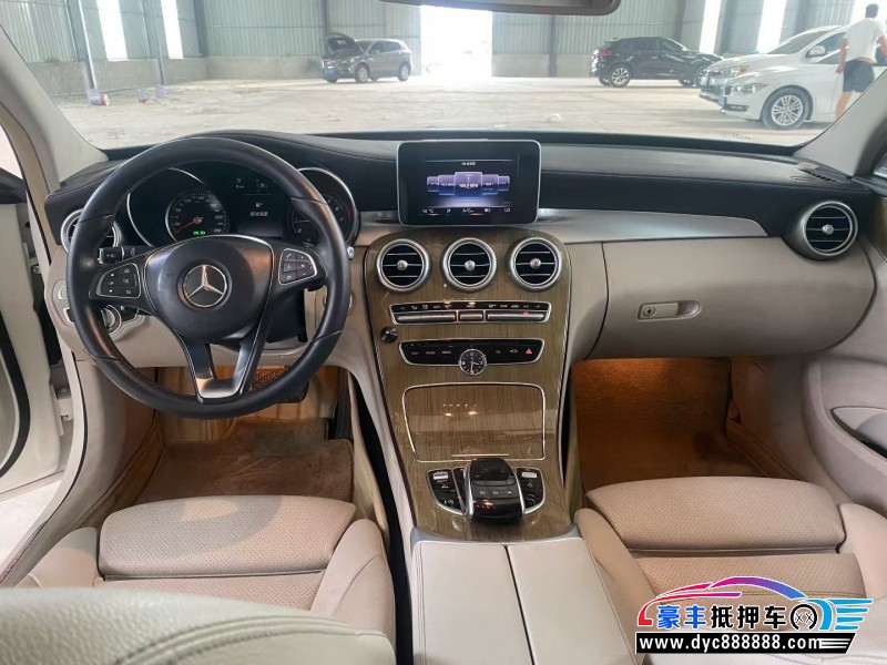 15年奔驰C轿车抵押车出售