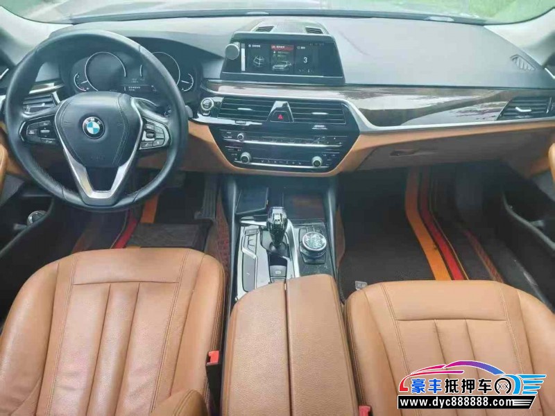 18年宝马5系轿车抵押车出售