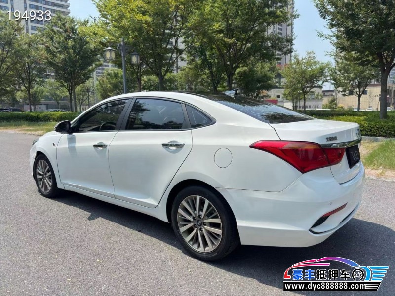 19年现代名图轿车抵押车出售