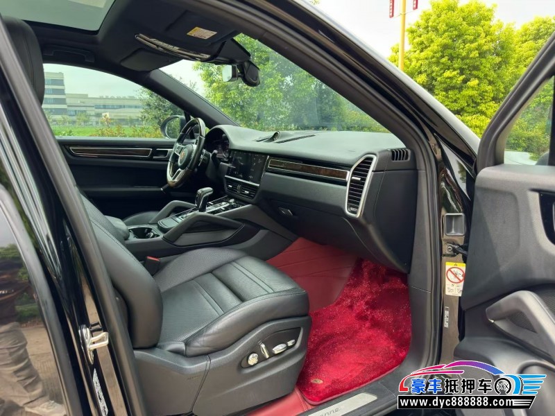 20年保时捷卡宴轿车抵押车出售