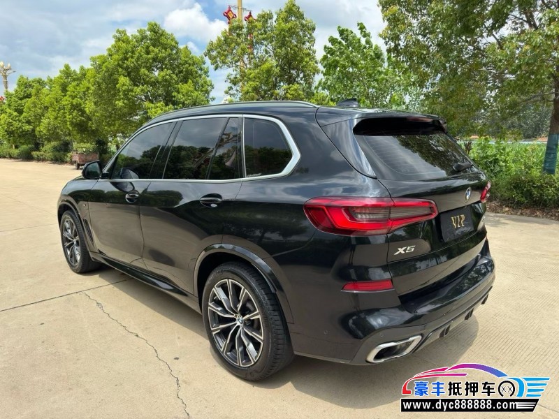 19年宝马X5轿车抵押车出售