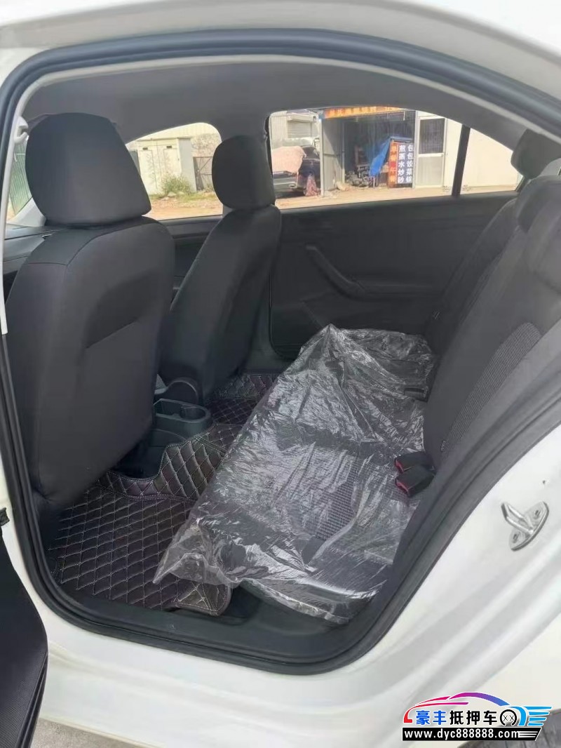 23年大众桑塔纳轿车抵押车出售