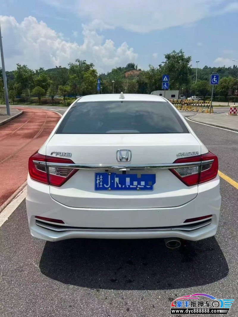 19年本田凌派轿车抵押车出售