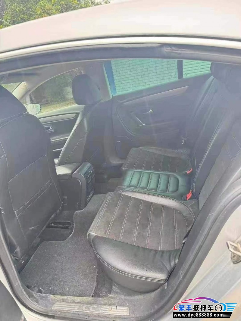 12年大众CC轿车抵押车出售